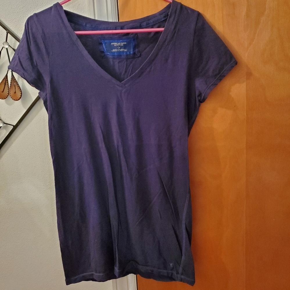 American Eagle tshirt - large